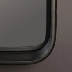 IJzeren Spiegel -Zuiver Verkoop dutchbone bradley lange smalle passpiegel 04