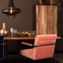 Houten Kast Op Hoge Poten -Zuiver Verkoop dutchbone nairobi massief houten wandkast 09