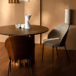 Stoel Met Ronde Rug Walnoot Hout -Zuiver Verkoop dutchbone rodin stoel met ronde rug walnoot hout 06