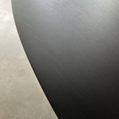 Eettafel Ovaal Zwart -Zuiver Verkoop eettafel ovaal zwart bodio flos 07