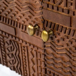 Tv-meubel Mangohout Met Houtsnijwerk -Zuiver Verkoop eleonora isa tv meubel mangohout met houtsnijwerk 06