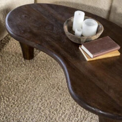 Organische Salontafel Bruin -Zuiver Verkoop eleonora jodi organische salontafel bruin 02 1