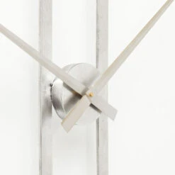 Zilveren Wandklok -Zuiver Verkoop kare design clip zilveren wandklok 03