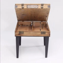 Tafeltje Met Vitrine -Zuiver Verkoop kare design collector tafeltje met vitrine naturel 04 1