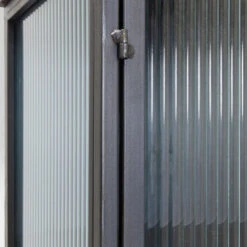 Zwarte Wandkast Met Geribbeld Glas -Zuiver Verkoop kare design gomera zwarte wandkast met koper 06