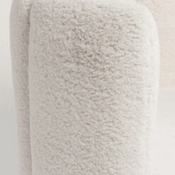 Ronde Teddy Fauteuil Wit -Zuiver Verkoop kare design silhouette fur teddy fauteuil wit 08