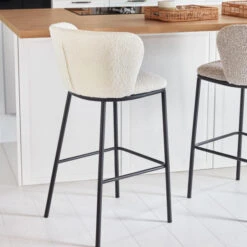 Boucle Barkruk Met Ronde Rug 18 Boucle Barkruk Met Ronde Rug -Zuiver Verkoop kave home ciselia boucle barkruk met ronde rug 07