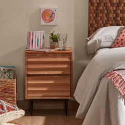 Nachtkastje Van Licht Hout 13 Nachtkastje Van Licht Hout -Zuiver Verkoop kave home delsie nachtkastje van licht hout 02 1