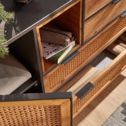 Rotan Webbing Dressoir Zwart Staal -Zuiver Verkoop kave home kyoko metalen dressoir met webbing 01 1