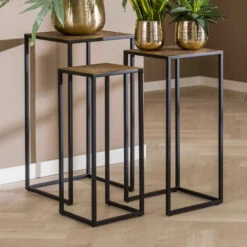 Set Van Drie Metallic Bloemenzuilen