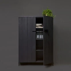 WOOOD Zwarte Kast Grenen Diep Zwart -Zuiver Verkoop woood bruut zwarte houten wandkast 05