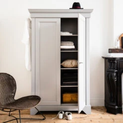 WOOOD Brocante Kast Grenen -Zuiver Verkoop woood isabel brocante kast in grenen 08