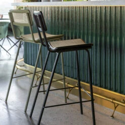 Zuiver Hoge Retro Barkruk Met Rotan -Zuiver Verkoop zuiver jort hoge retro barkruk met rotan 10