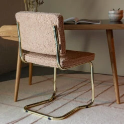 Zuiver Retro Design Stoel Messing -Zuiver Verkoop zuiver teddy kink retro design stoel messing roze 3 1