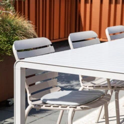 Zuiver Aluminium Design Tuintafel -Zuiver Verkoop zuiver vondel aluminium design tuintafel 09