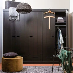 WOOOD Zwarte Kledingkast 2-deurs Met Lades -Zuiver Verkoop zwarte kledingkast 2deurs met lades woood connect 06