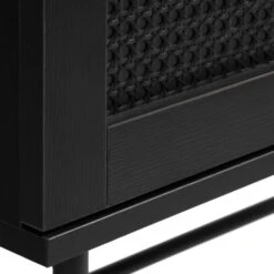 Zwarte Rotan Nachtkastje 13 Zwarte Rotan Nachtkastje -Zuiver Verkoop zwarte rotan bijzettafel bodio pose 05